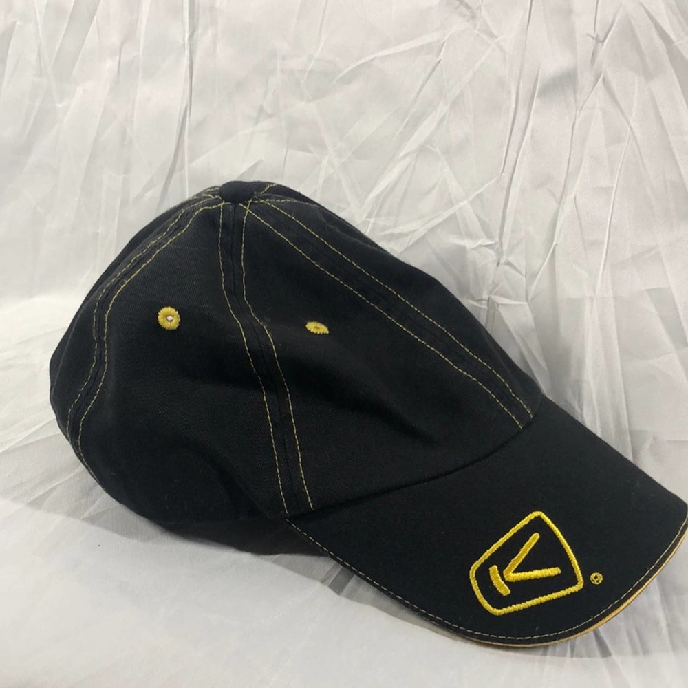 Keen Black and Yellow Running Hat